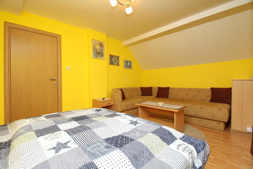 Junior Apartment