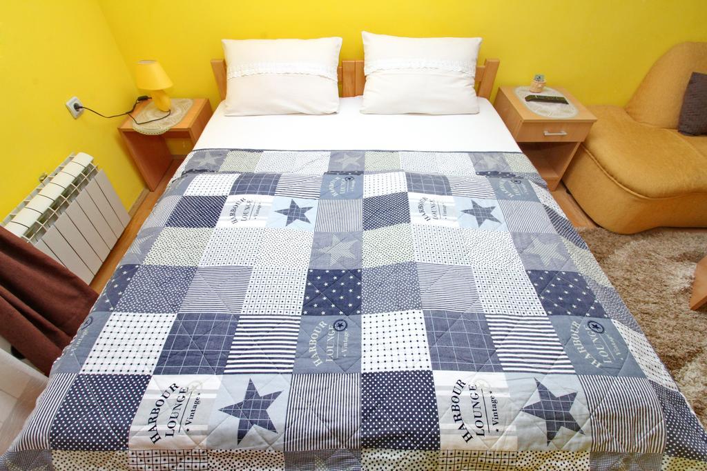 Junior Apartment *
