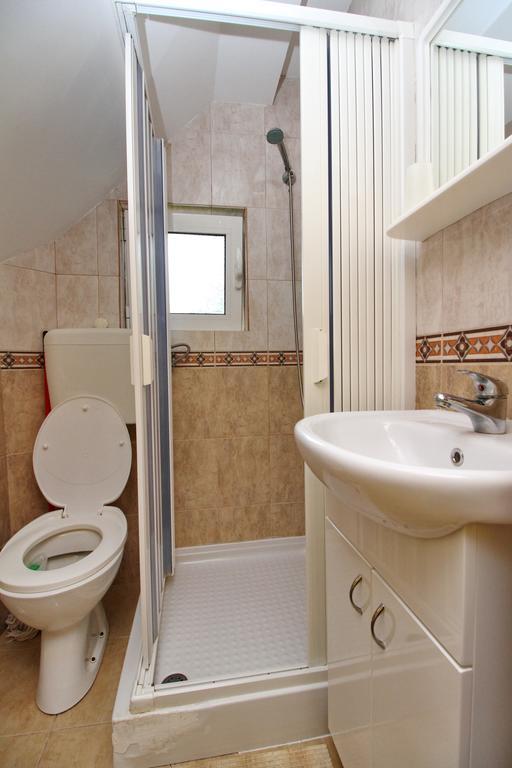 Junior Apartment *